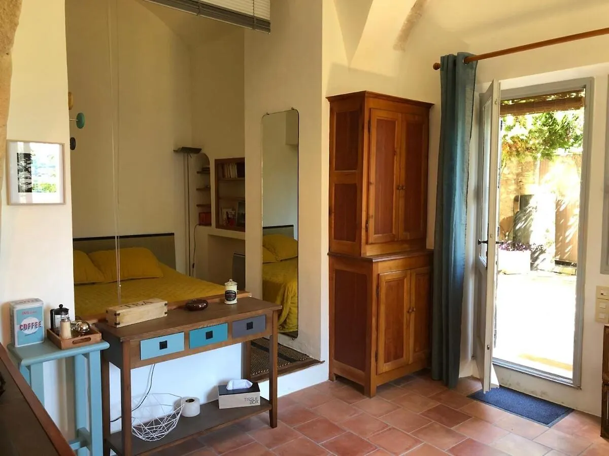 Apartment Studio Au Coeur De Lacoste Lacoste